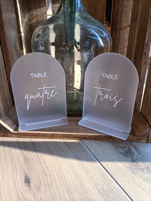 Numéro de table pexy givré blanc