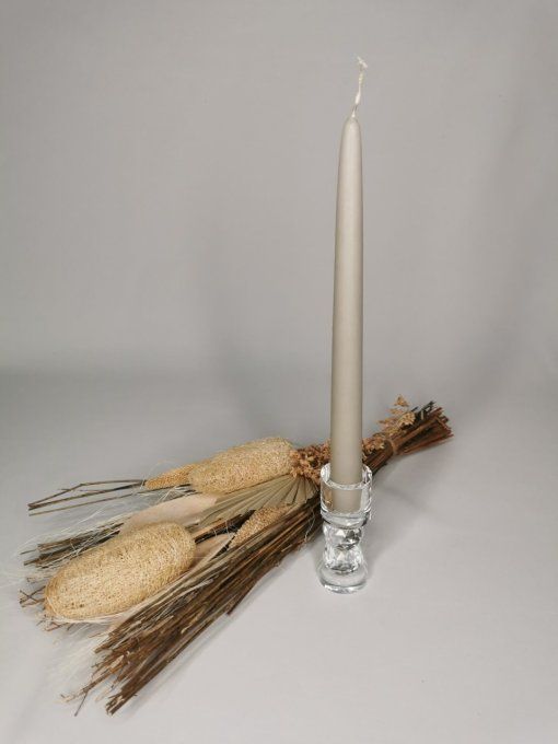Bougeoir en verre ciselé